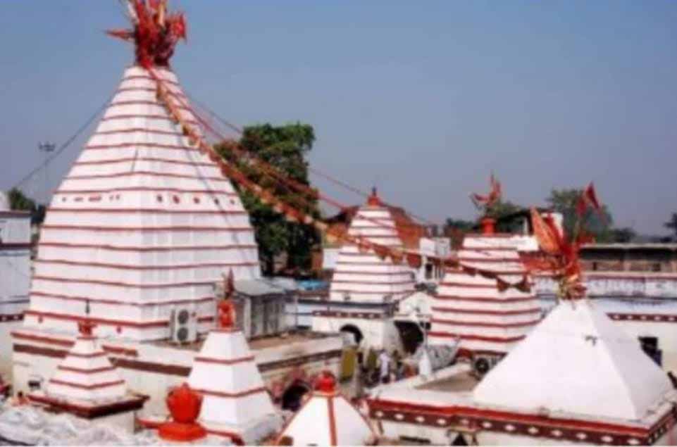 दुमका: बासुकीनाथ मंदिर में स्पर्श पूजा पर लगी रोक, अरघा सिस्टम लागू
