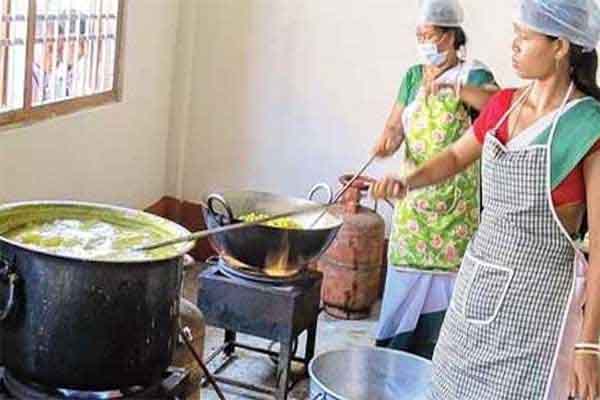 रसोईया- सह- सहायिकाओं को मिली सौगात, अब हर महीने मिलेगी 2 हजार रुपए
